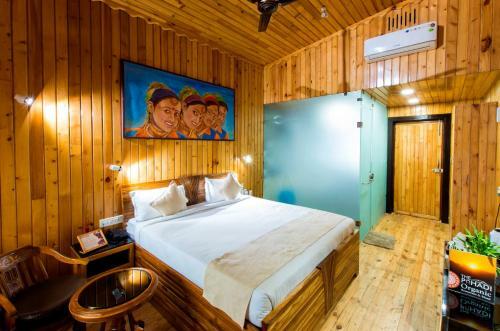 Hotel The Pahadi Organic