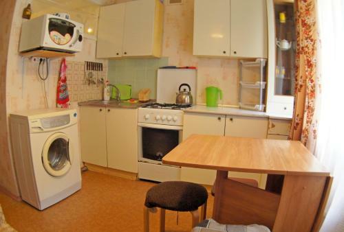 Apartment On Griboyedova 17