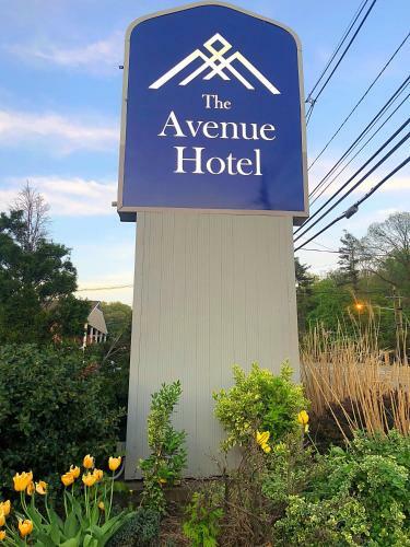 The Avenue Hotel