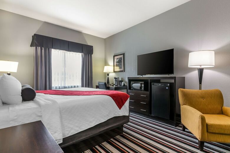 Best Western Plus Coweta's 1st Hotel