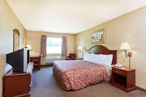 Hotel Days Inn & Suites By Wyndham Wynne