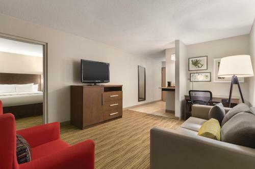 Posada Country Inn & Suites By Radisson, Fergus Falls, Mn