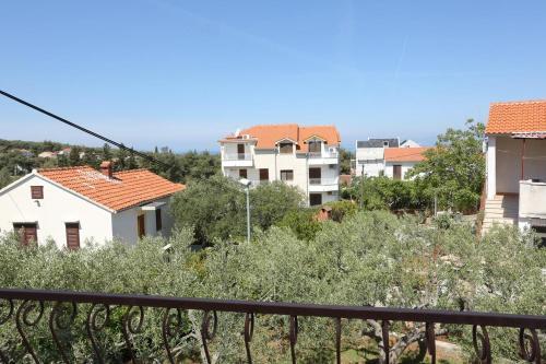 Apartments With A Parking Space Supetar, Brac - 2903