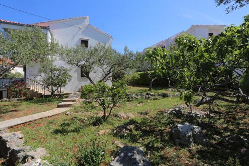 Apartments With A Parking Space Supetar, Brac - 2903
