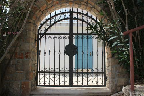 Apartamentos Tisno Hills