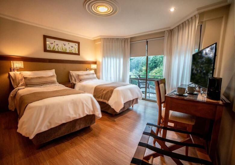 Hotel La Comarca Suites De Monta�a & Spa