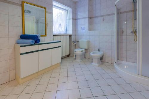 Two-bedroom Apartment In Crikvenica VI