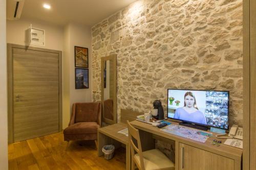 Apartamentos Tifani Luxury Rooms 2