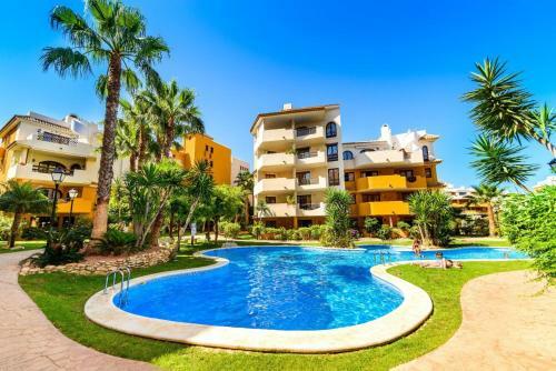 Punta Prima Apartment Sleeps 4 Pool Air Con Wifi