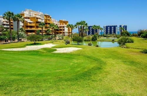 Punta Prima Apartment Sleeps 4 Pool Air Con Wifi