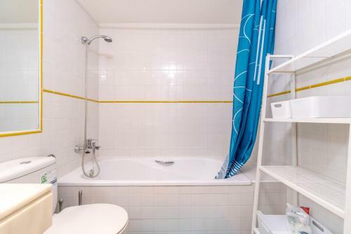 Punta Prima Apartment Sleeps 4 Pool Wifi