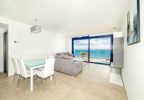 Punta Prima Apartment Sleeps 6 Pool Wifi