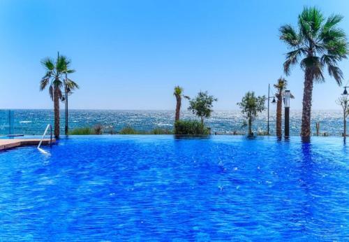 Punta Prima Apartment Sleeps 4 Pool Air Con Wifi