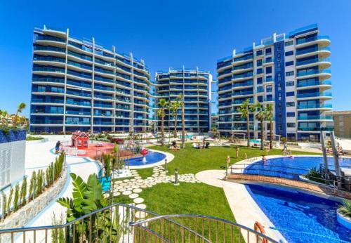 Punta Prima Apartment Sleeps 4 Pool Air Con Wifi