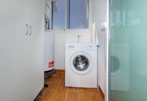 Punta Prima Apartment Sleeps 4 Pool Air Con Wifi