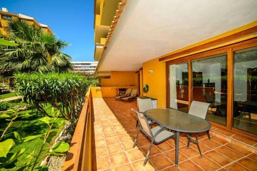 Punta Prima Apartment Sleeps 4 Pool Air Con Wifi