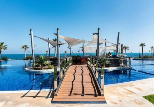 Punta Prima Apartment Sleeps 4 Pool Air Con Wifi