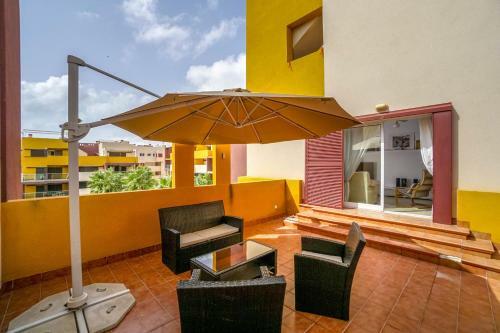 Punta Prima Apartment Sleeps 4 Pool Wifi