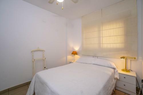 Punta Prima Apartment Sleeps 4 Pool Wifi