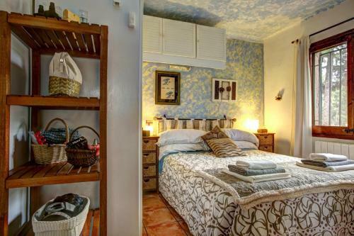 Fornells de La Selva Villa Sleeps 4 Pool Wifi