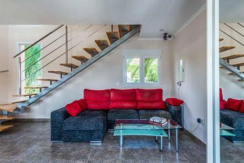 Ifac Villa Sleeps 8 Pool Air Con Wifi