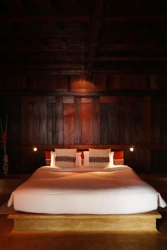 Hotel Vismaya Lake Heritage