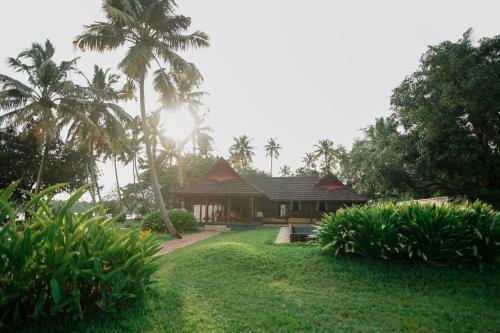 Hotel Vismaya Lake Heritage