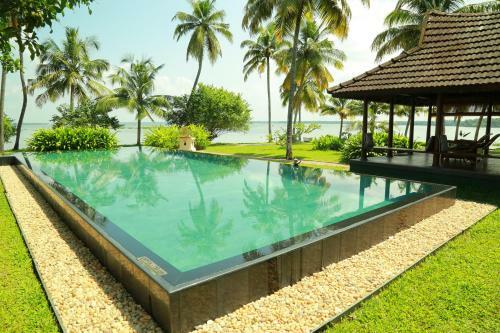 Hotel Vismaya Lake Heritage
