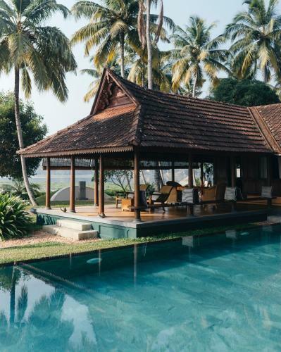 Hotel Vismaya Lake Heritage
