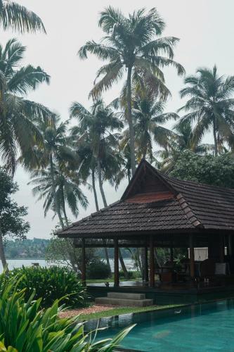 Hotel Vismaya Lake Heritage