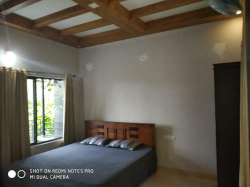 Villa Honeyrock Resorts