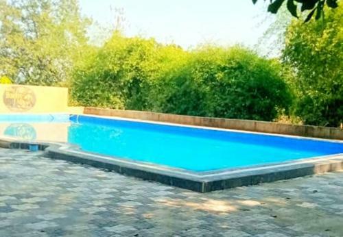 Hotel Royal Bamhni Holiday Resort