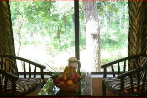Hotel Royal Bamhni Holiday Resort