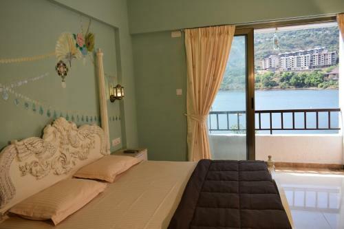Lavasa Holiday Home (Lakeview)