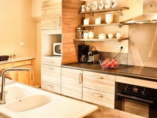 Magnificent Holiday Home In Roquetaillade With Pool
