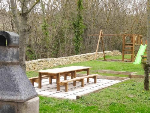 Magnificent Holiday Home In Roquetaillade With Pool