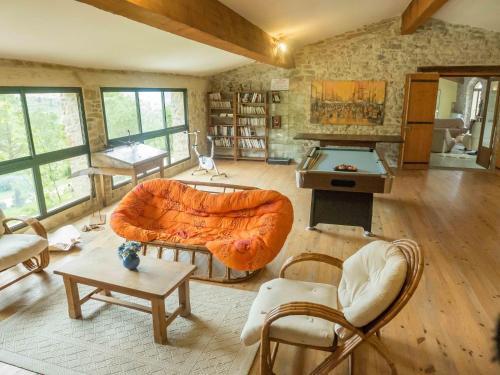 Magnificent Holiday Home In Roquetaillade With Pool