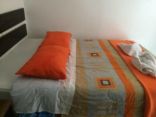 Bed & Breakfast Hostal Dennys House II