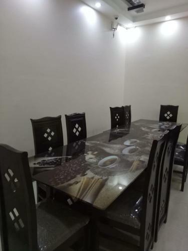 Hotel Regalia Inn