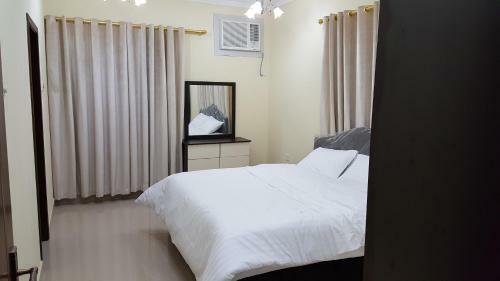Golden Seasons Furnished Apartment - 2