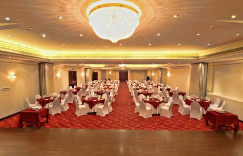 Majan Continental Hotel