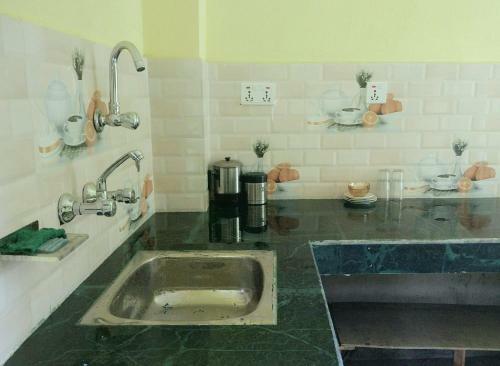Everest Home Stay Apartment