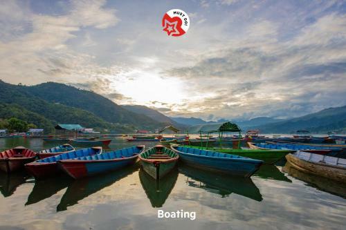 Hotel Oyo 11455 August Lake Resort