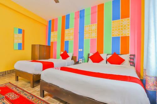 Oyo 659 Hotel Lake Tower