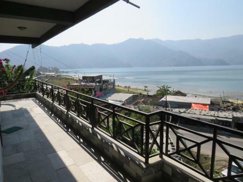 Hostal Lake Vision Guesthouse