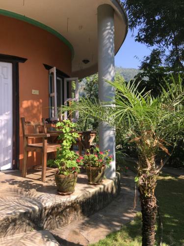 Hotel Hidden Paradise Guest House