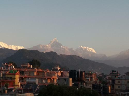 Hotel New Pokhara Lodge