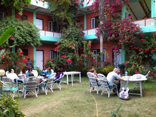 Hotel New Pokhara Lodge