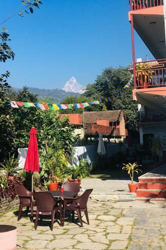 Three Jewels Boutique Hotel