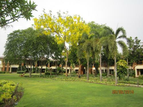 Hotel Aye Yar River View Resort